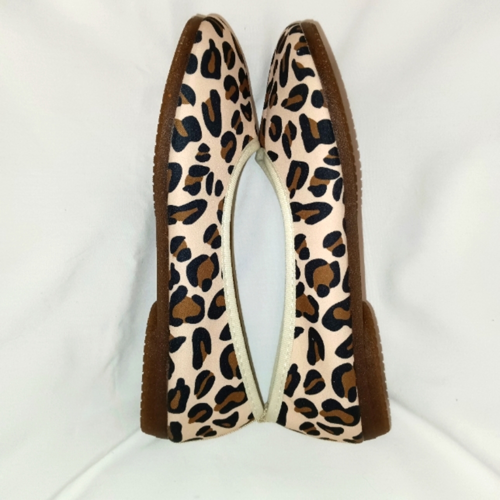 Leopard Print Women's Ballet Flats - Picture 5 of 6